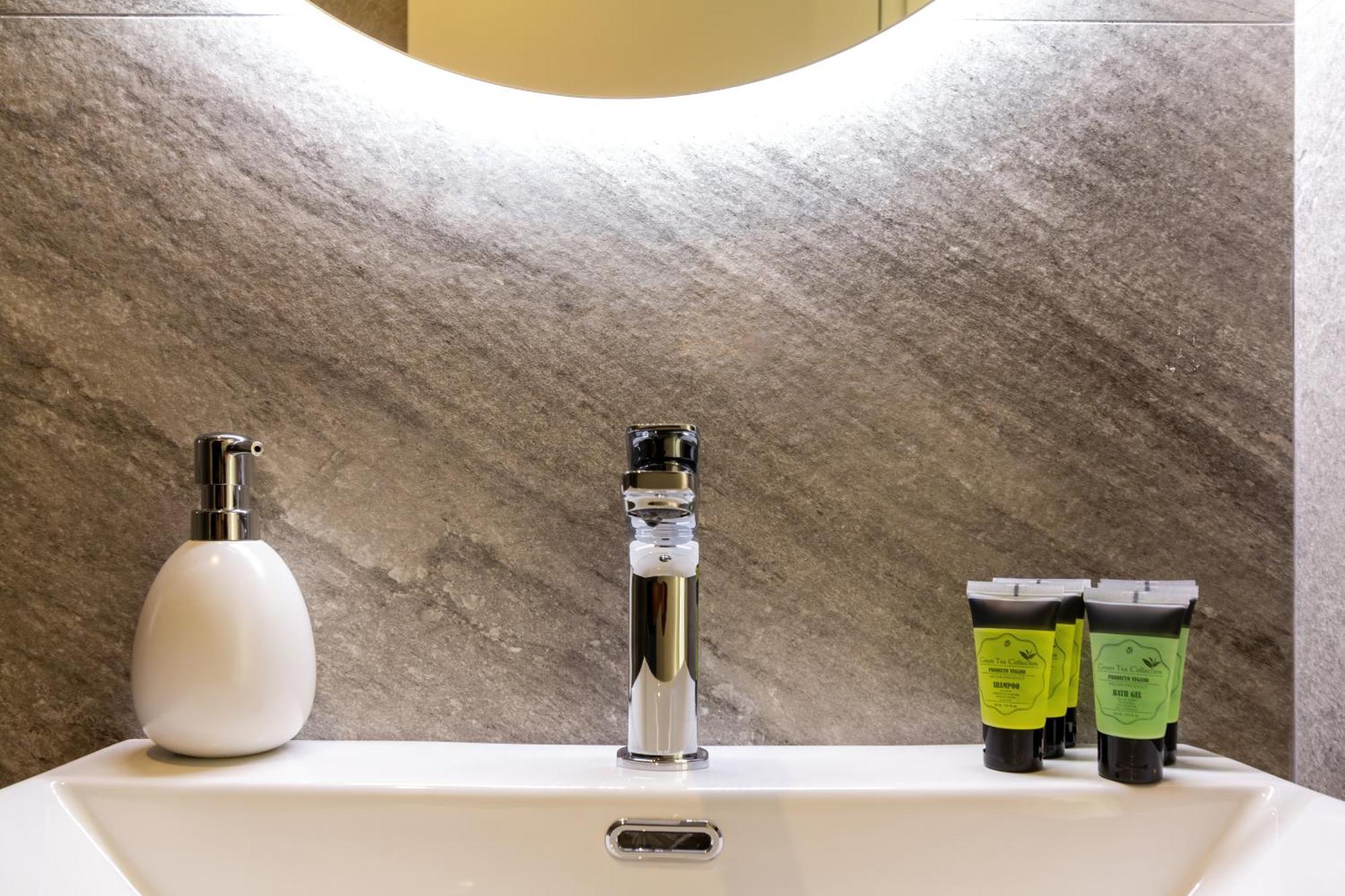 Feelathome O'Donnell Apartments إشبيلية المظهر الخارجي الصورة